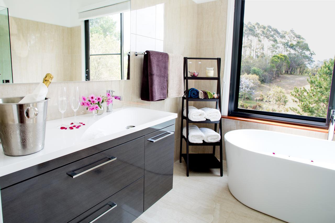 Lilypad Luxury Cabins 벨링겐 외부 사진